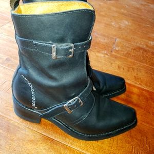 Harley Davidson Boulevard 8 1/2 boots